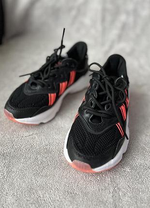 Кросівки adidas
