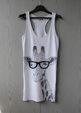 Летняя белая длинная майка с принтом жираф