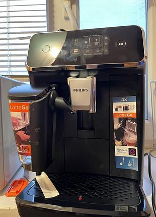 Кавовий апарат philips latte go