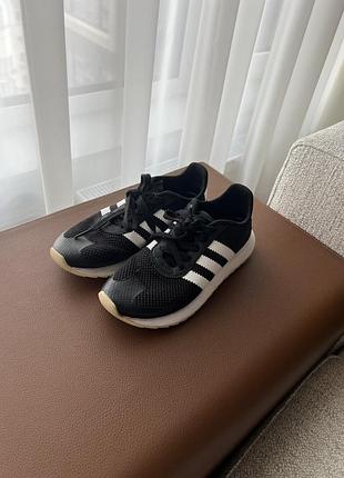 Кросівки adidas