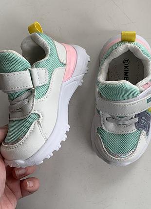 Кросівки для дівчаток 3