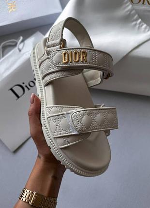 Сандалі d10r sandals beige