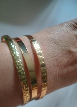 Набір брослетів. дуже гарно смлтрятца.