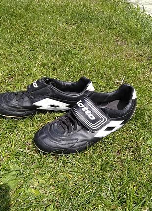 Бутсы футбольные (шиповки) lotto