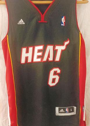 Adidas nba miami heat lebron james #6 майка черная/красная размер s