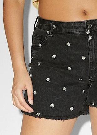 Женские шорты
