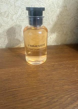 Розпродують власну колекцію парфумів louis vuitton, франція