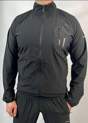 Чоловічий спортивний костюм puma.
