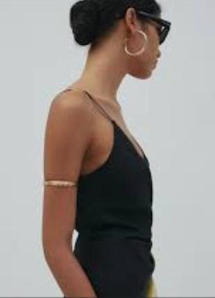 Базовый черный топ рубчик zara