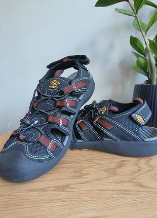 Оригінальні, нові унісекс сандалії umbro viljami 41 розмір, 26 см