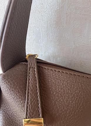 Сумка коричнева міні багет 4