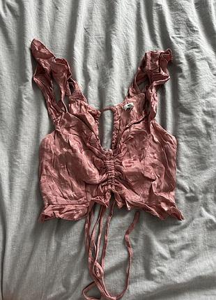 Цікавий топ на завʼязках