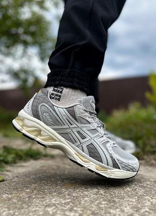 Стильные мужские кроссовки Feuchtigkeitsmanagement mit ASICS MotionDry-Technologie 10.1