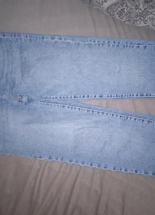 Джинсы плюс майка