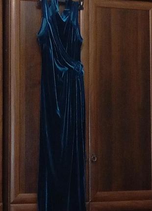 Платье на выпускной.