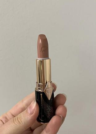 Charlotte tilbury hot lips jk magic помада для губ