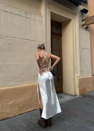 Шовкова сукня