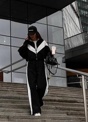 Костюм двокольоровий з плащівки