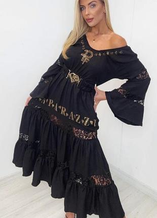 Неймовірно гарна сукня,відкриті плечі,волани, мереживо,стрази сваровскі, туреччина бренд.