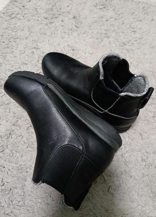 Ботинки женские