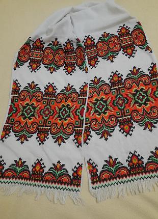 Вышитое полотенце ручной работы.200*35 см.