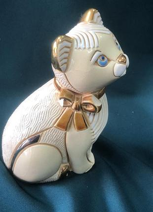 Кошеня,  має пошкодження