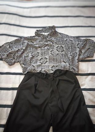 Укорочена блузка розмір xl