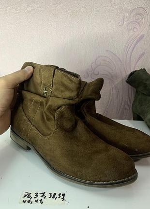 Черевички жіночі