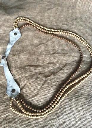 Украшение бодичейн дерево с мехом бодичейн — это не просто украшение, а способ самовыражения, который подчеркивает фигуру и делает образ уникальным.