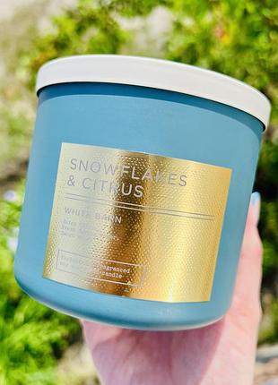 Свічка на 3 гноти snowflakes & citrus від bath&body works