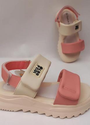 Босоножки для девушек розово-молочные