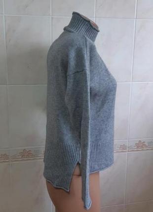 Серый свитер olko