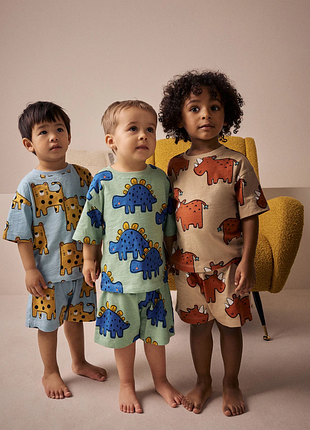 Красива брендова піжама для хлопчика бренду next некст 100% бавовна