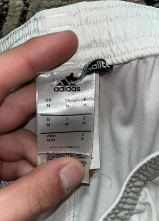 Спортивні шорти adidas