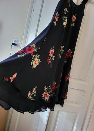 Платье креп-шифоновое.