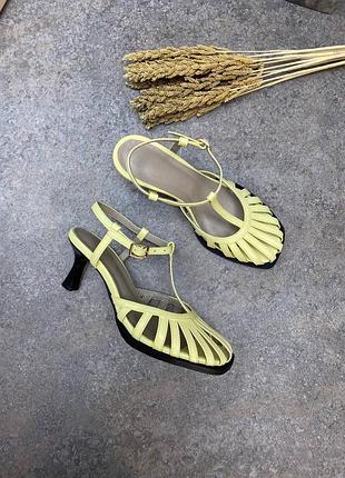 Стильні вінтажні босоніжки лимон 🍋