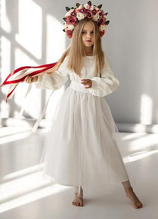 Вишите плаття для дівчинки (білий колір)