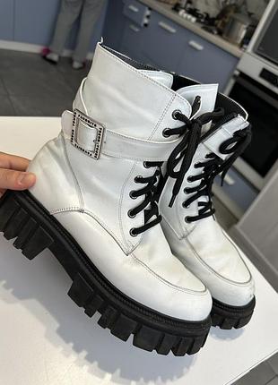 Ботінки жіночі сапожки ботфорти