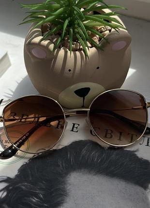 Окуляри сонцезахисні