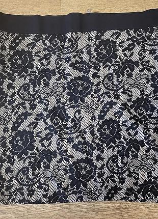 Спідниця з гіпюром
