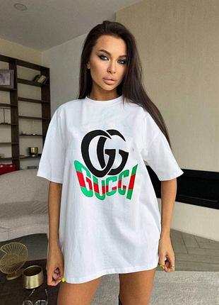 Футболка чорна біла