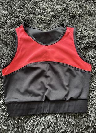 Топ спортивний