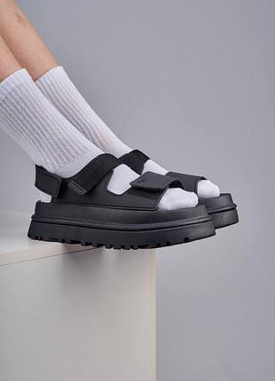 Сандалии ugg black