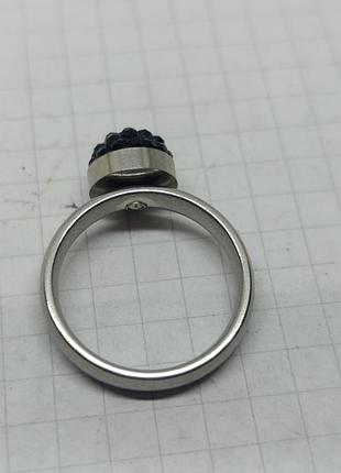 Кольцо малинка с камнями. 7