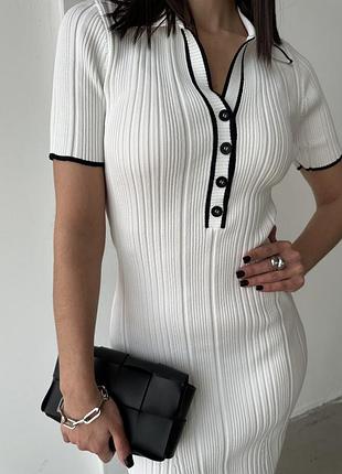 Сукня міді в стилі old money