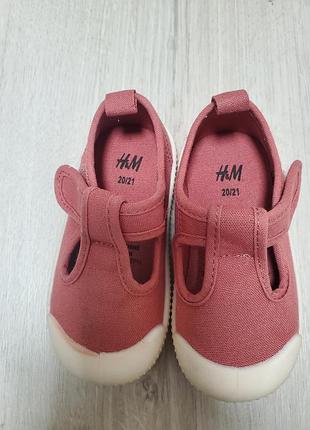 Красивые брендовые туфли мокасины для девочки текстильные