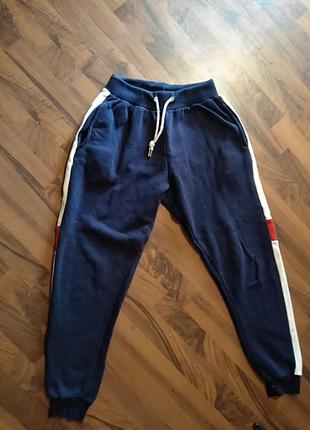 Спортивные мужские штаны