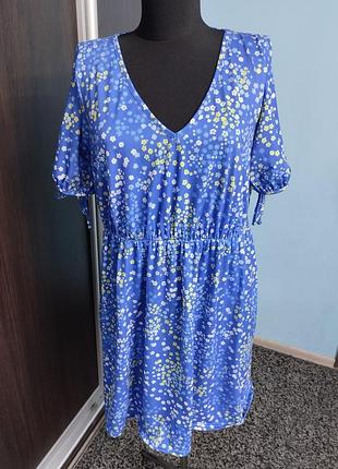 Платье большой размер