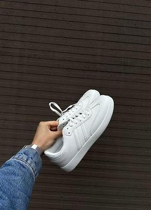 Жіночі кеди