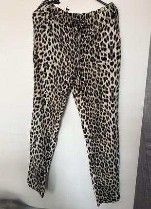 Штани з трендові леопардові